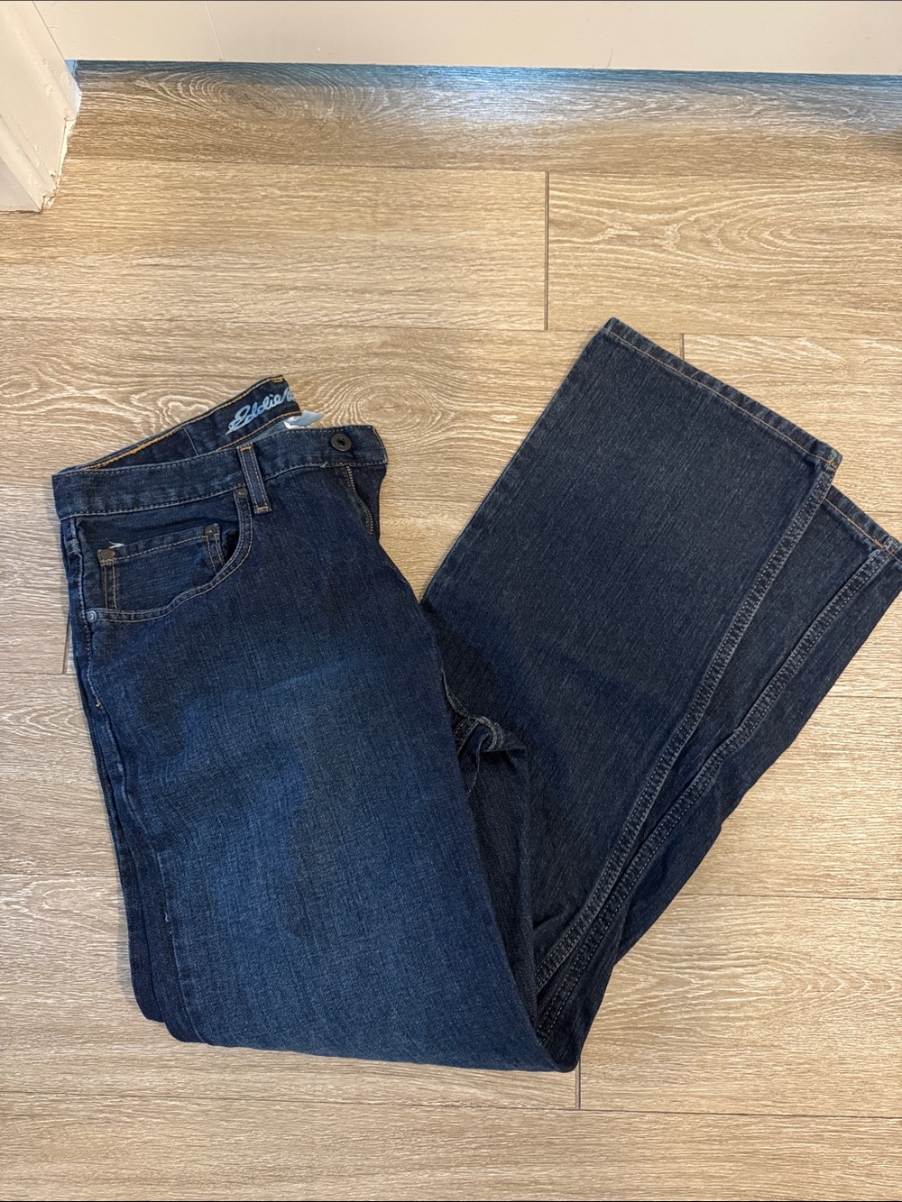 Eddie Bauer Dark Wash Wide Leg Jeans relaxed 32x32